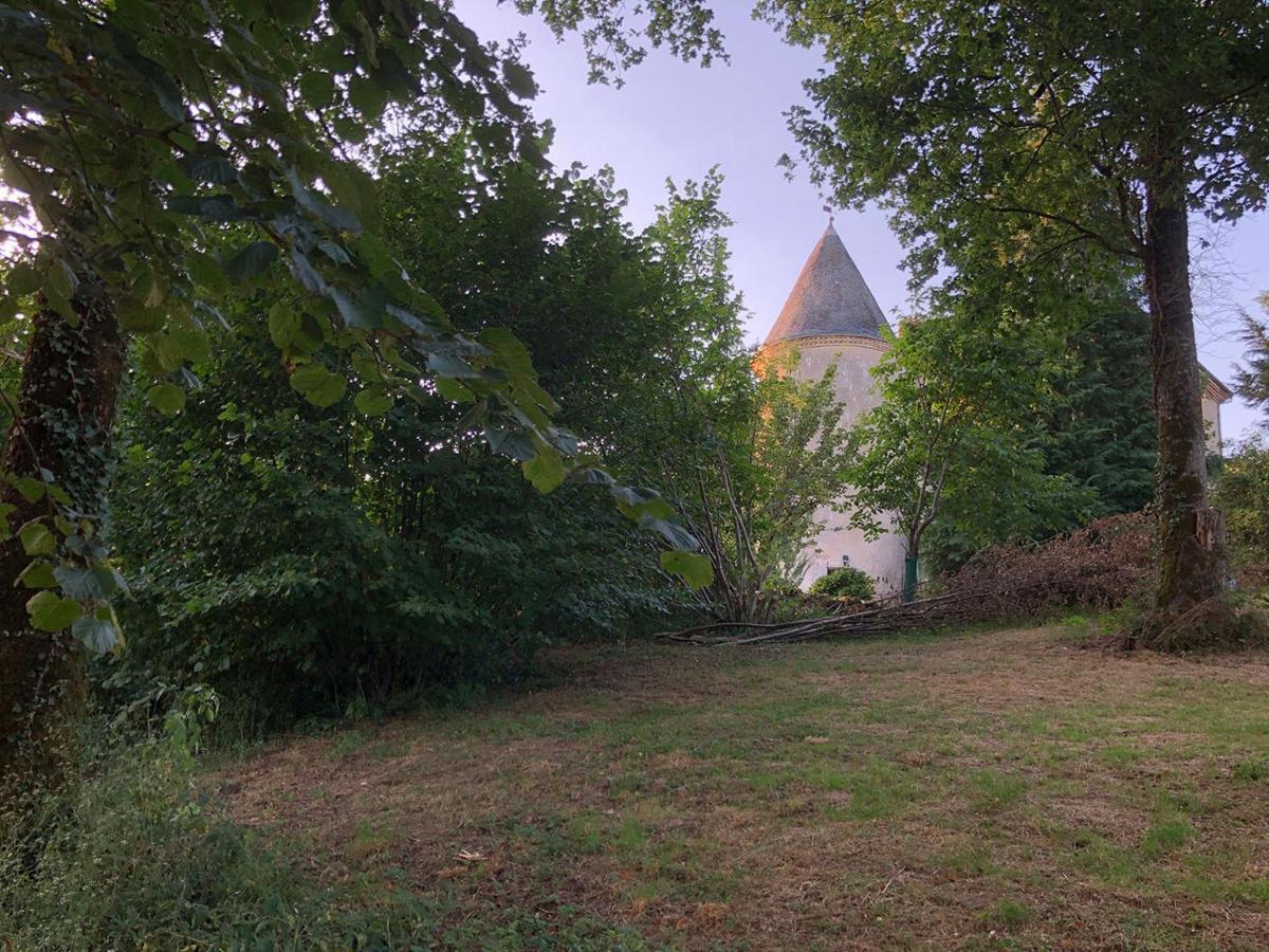 Chateau Gros Puy, Petit Chateau Chambre D'Hote Abjat-sur-Bandiat Экстерьер фото