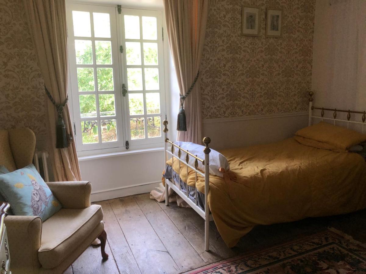 Chateau Gros Puy, Petit Chateau Chambre D'Hote Abjat-sur-Bandiat Экстерьер фото