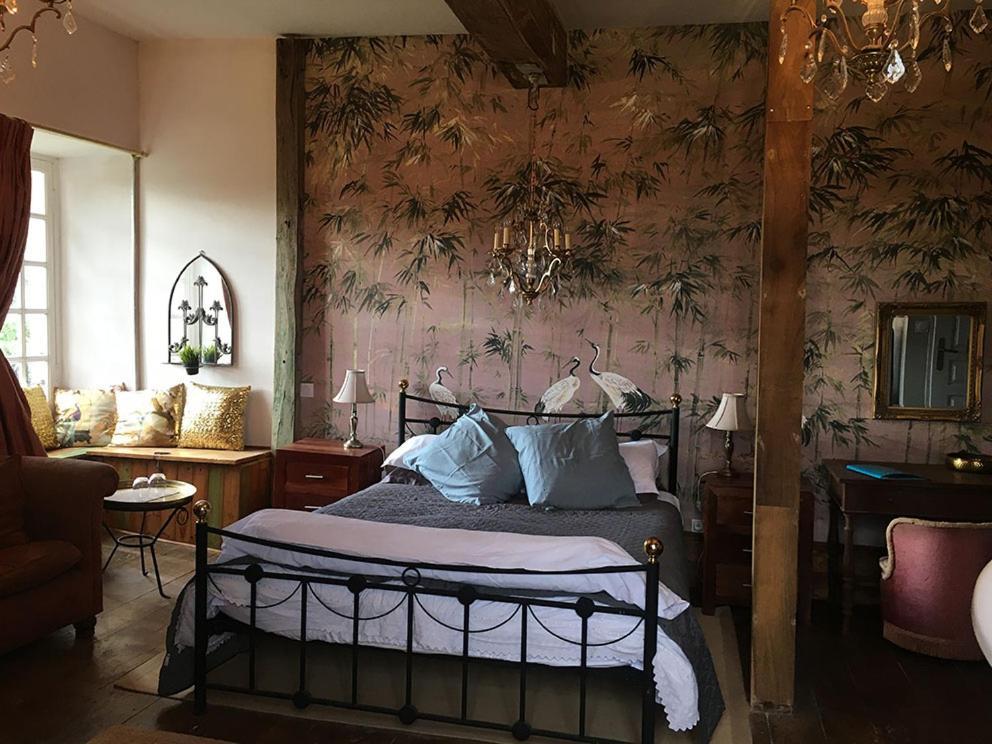 Chateau Gros Puy, Petit Chateau Chambre D'Hote Abjat-sur-Bandiat Экстерьер фото